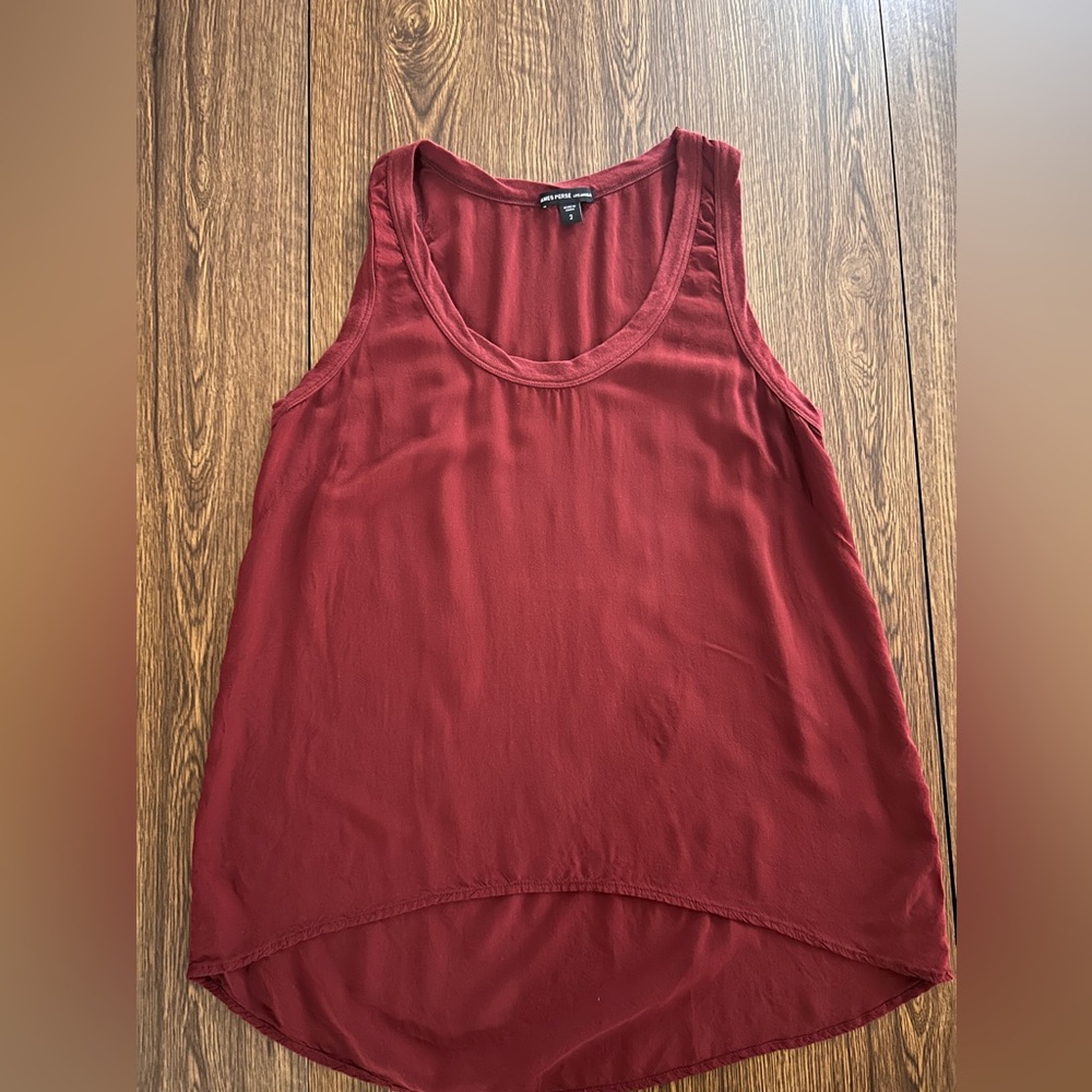 James Perse
Small Size 2
Red/ Wine Colored 
Tank top